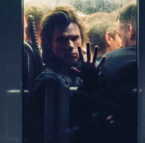 OrelSan  - La Fête Est Finie cover okladka.jpg