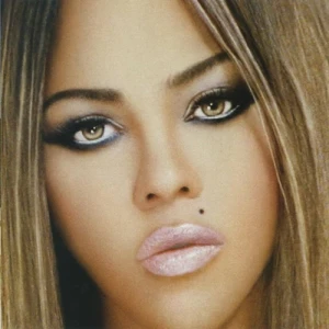 Lil' Kim - The Naked Truth | CD